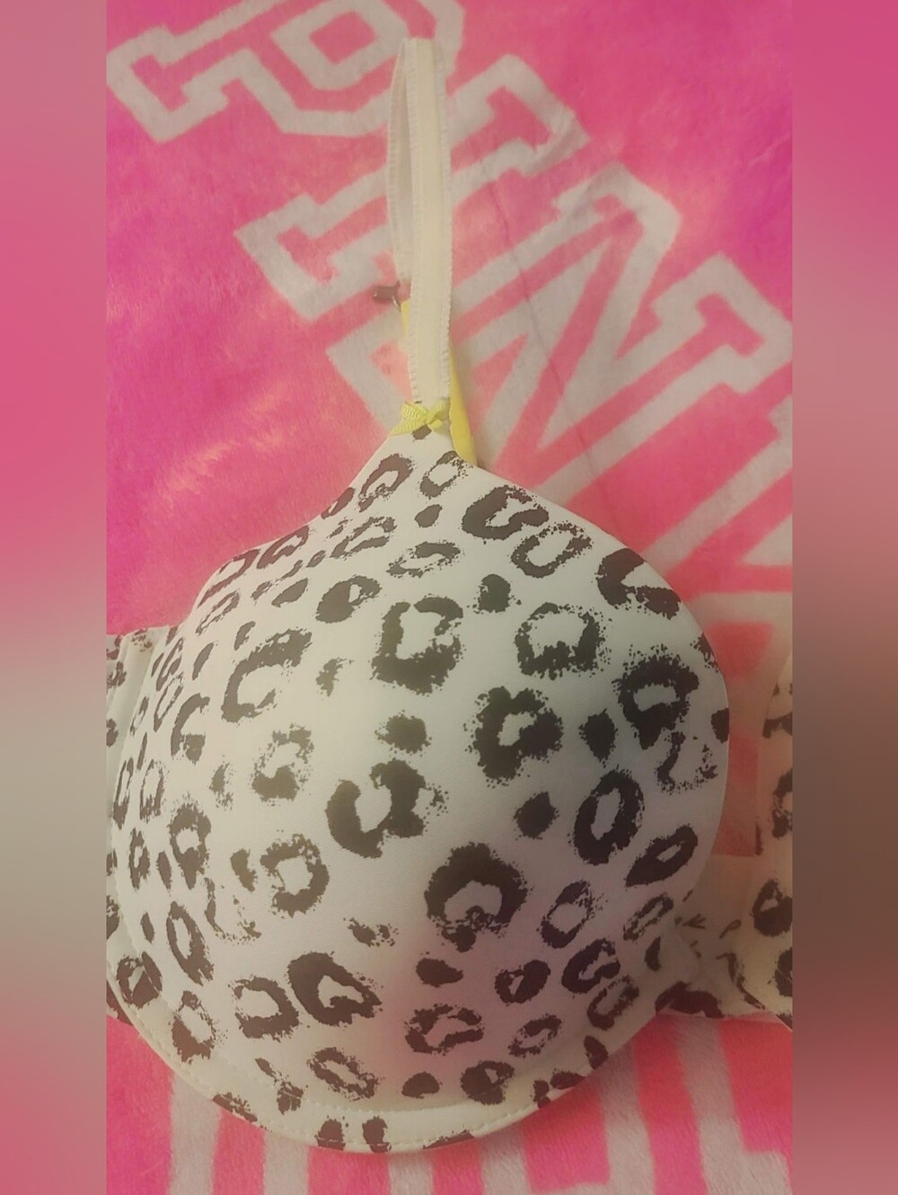 kenzie 34DD Leopard Print T-Shirt Bra - White/Gray - Open To Offers - Picture 3 of 6